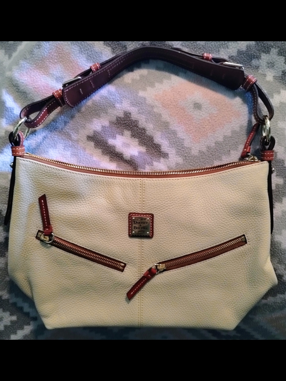 Dooney & Bourke Beige Leather Shoulder Bag Tote w/ Brown Trim & 4 Zipper Pockets